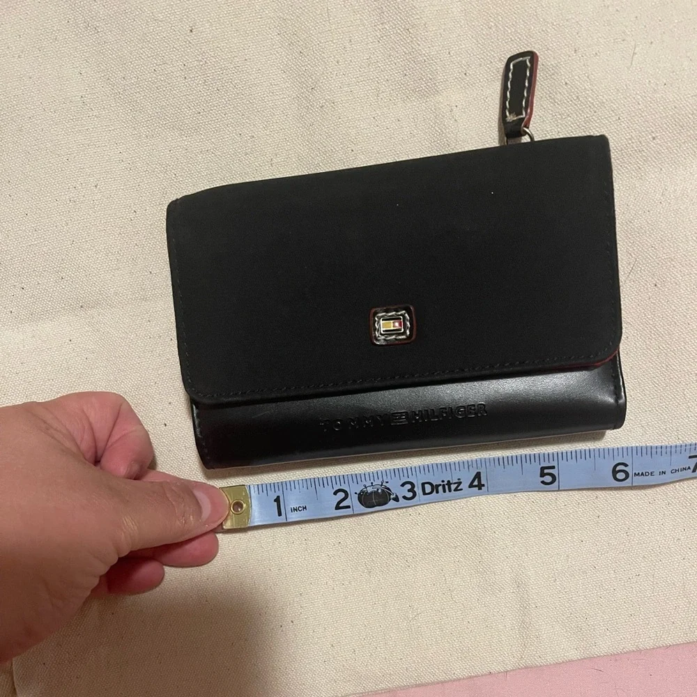 Tommy‎ Hilfiger Black Wallet